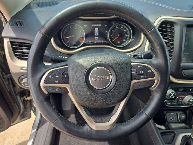 used 2015 Jeep Cherokee car, priced at $11,999