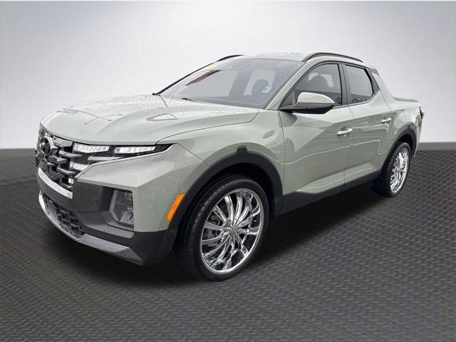 used 2023 Hyundai Santa Cruz car, priced at $31,388