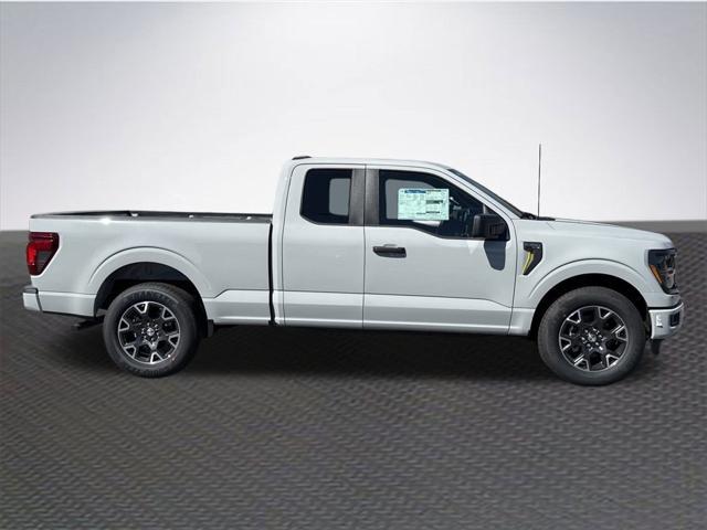 new 2024 Ford F-150 car, priced at $40,156