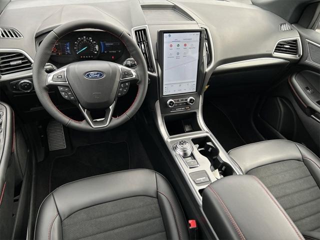 new 2024 Ford Edge car, priced at $40,042