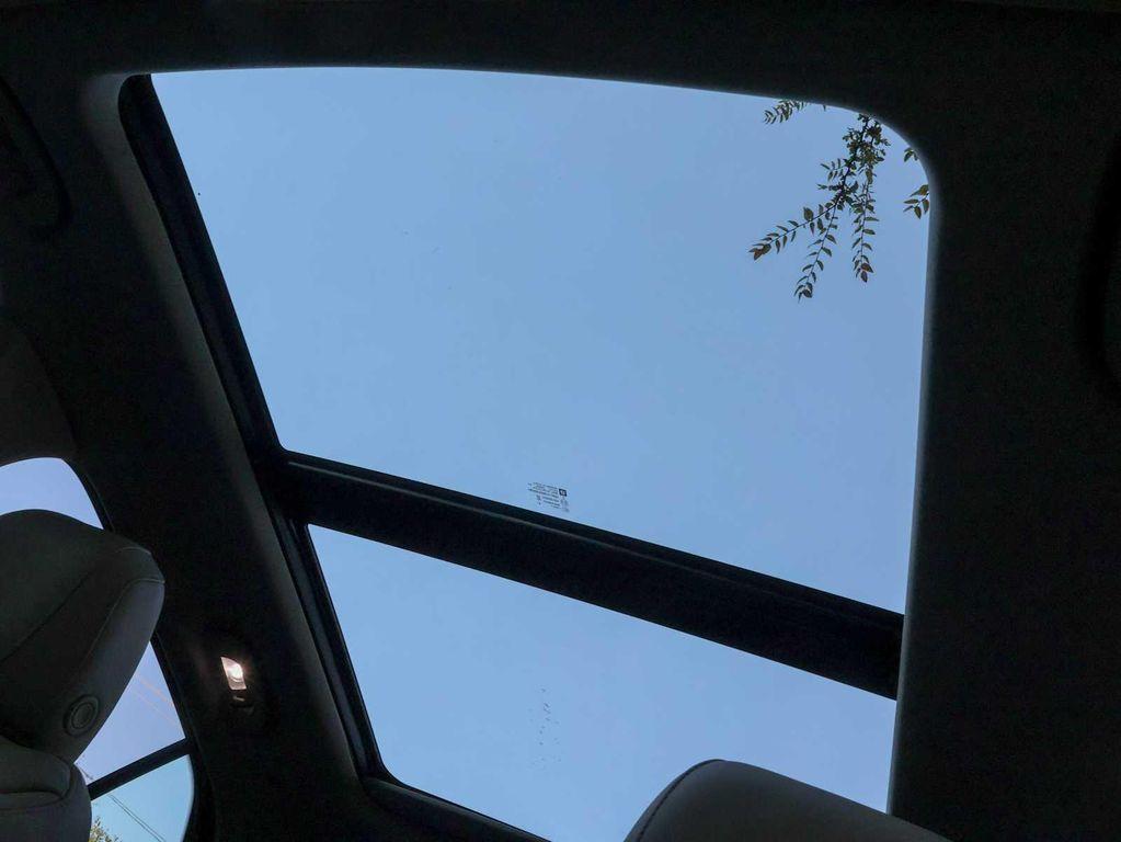 used 2021 Cadillac XT4 car, priced at $28,497