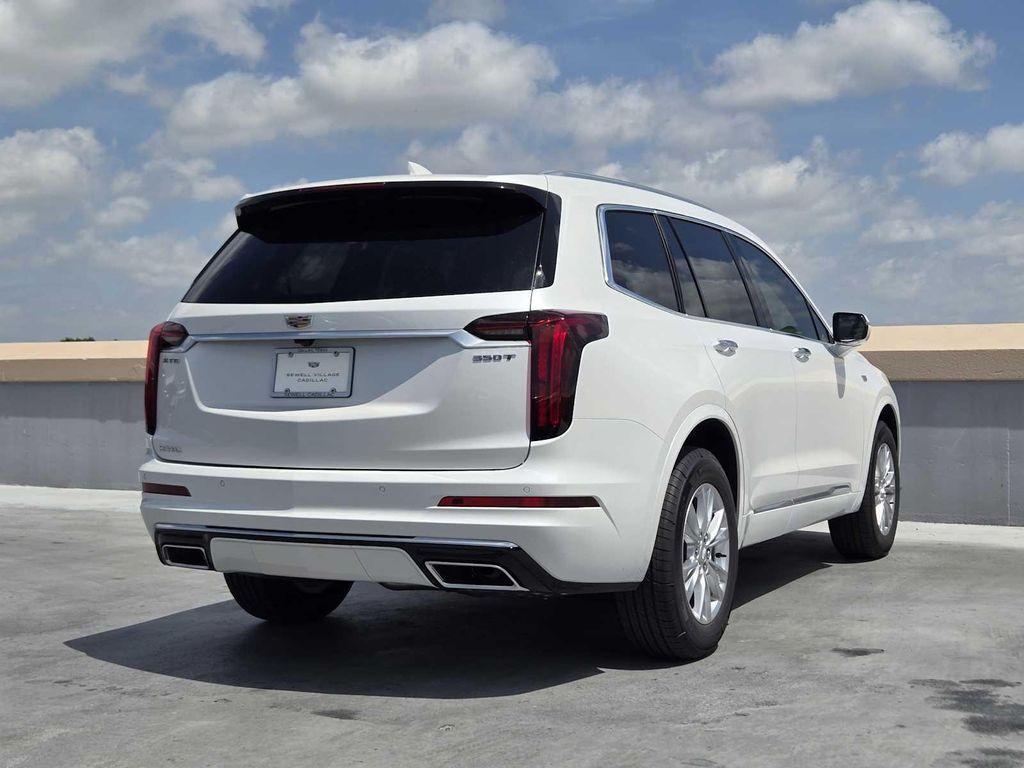 new 2025 Cadillac XT6 car, priced at $52,360