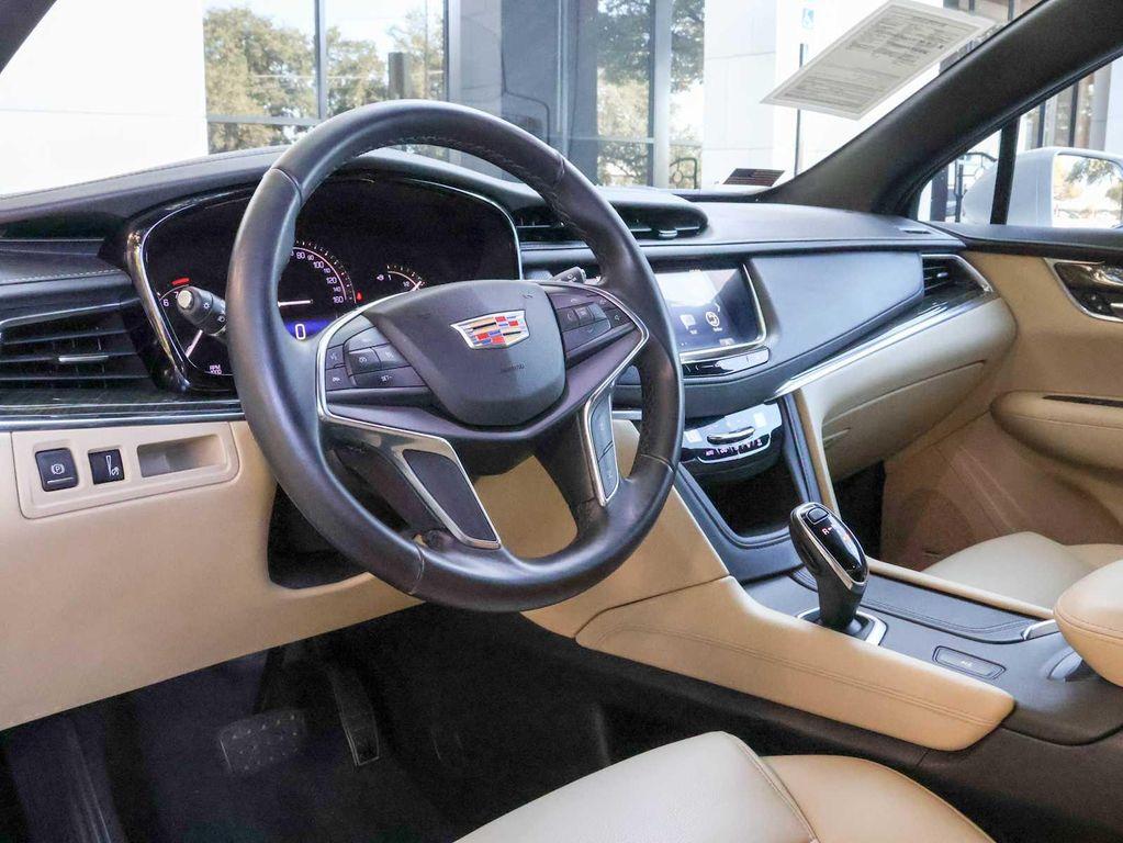 used 2019 Cadillac XT5 car, priced at $15,297