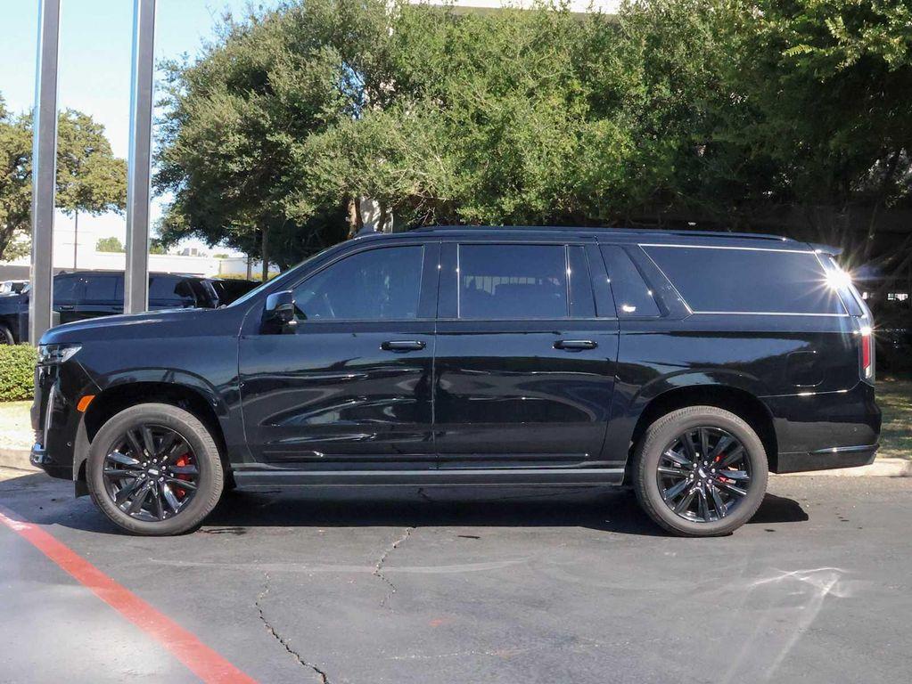 used 2022 Cadillac Escalade ESV car, priced at $72,998