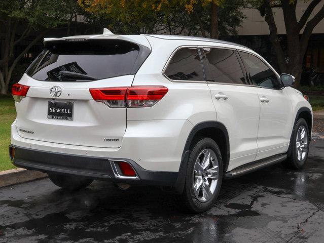 used 2019 Toyota Highlander car, priced at $25,999