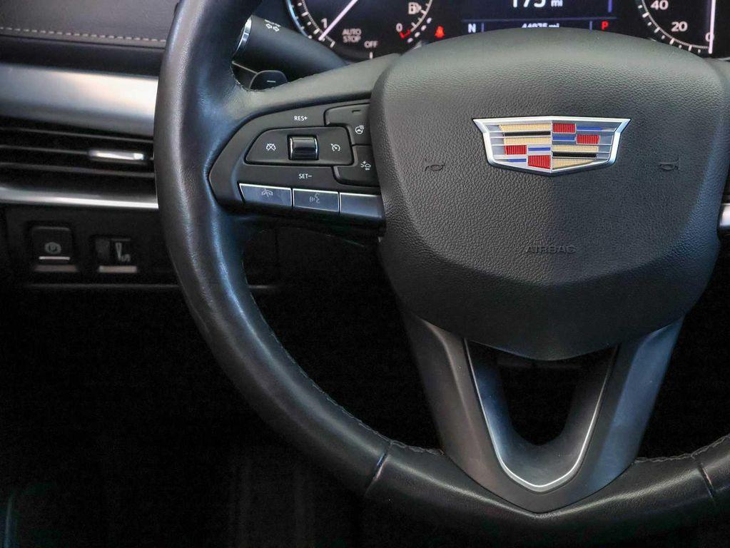 used 2022 Cadillac XT4 car, priced at $27,489