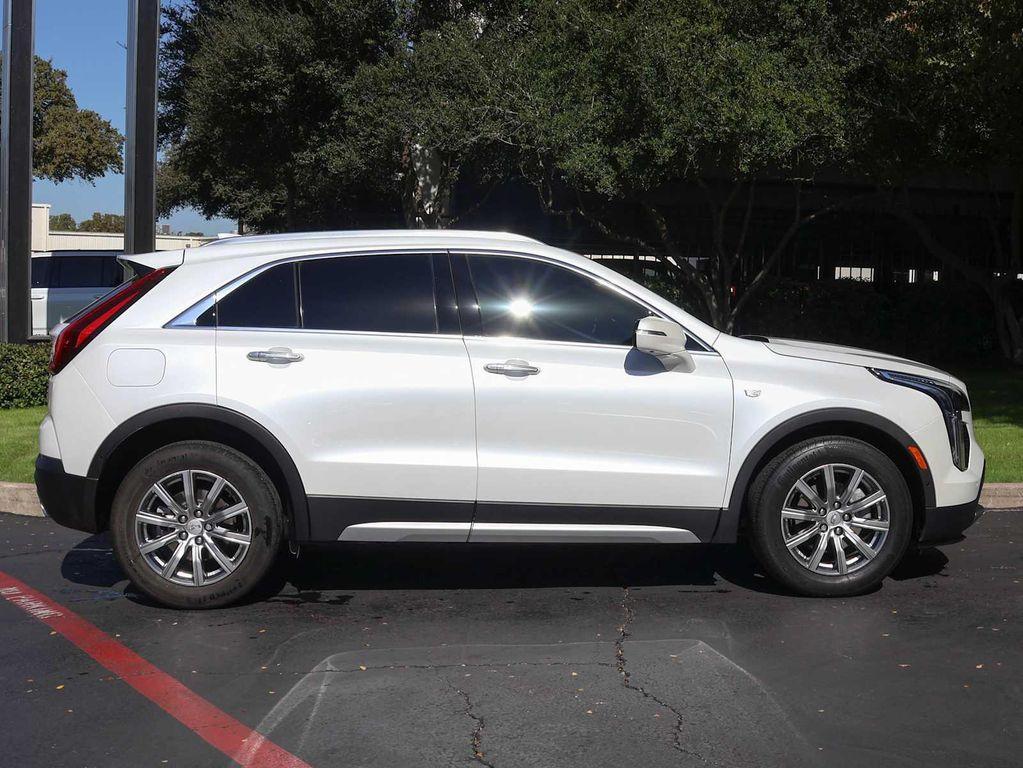 used 2022 Cadillac XT4 car, priced at $27,489