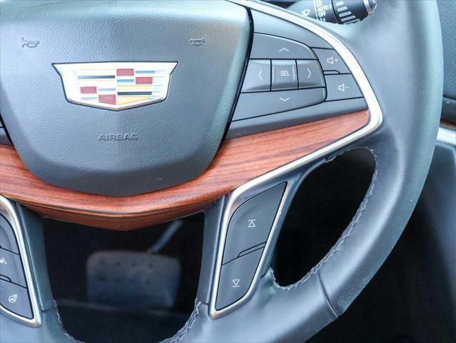used 2025 Cadillac XT5 car, priced at $54,998