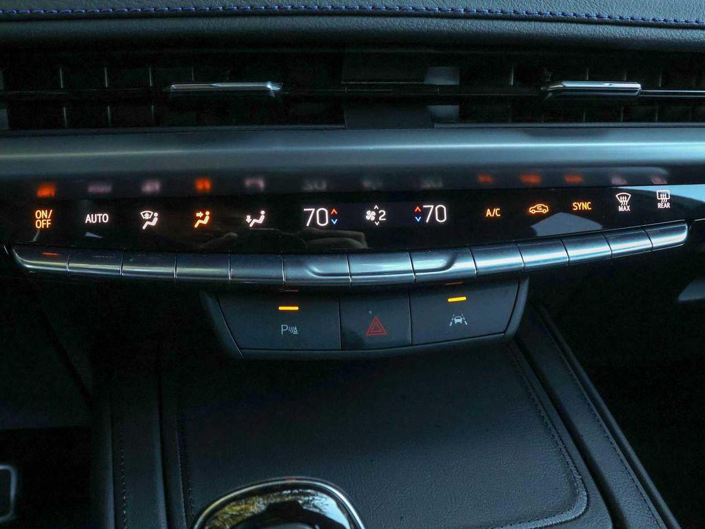 used 2024 Cadillac XT4 car, priced at $34,999