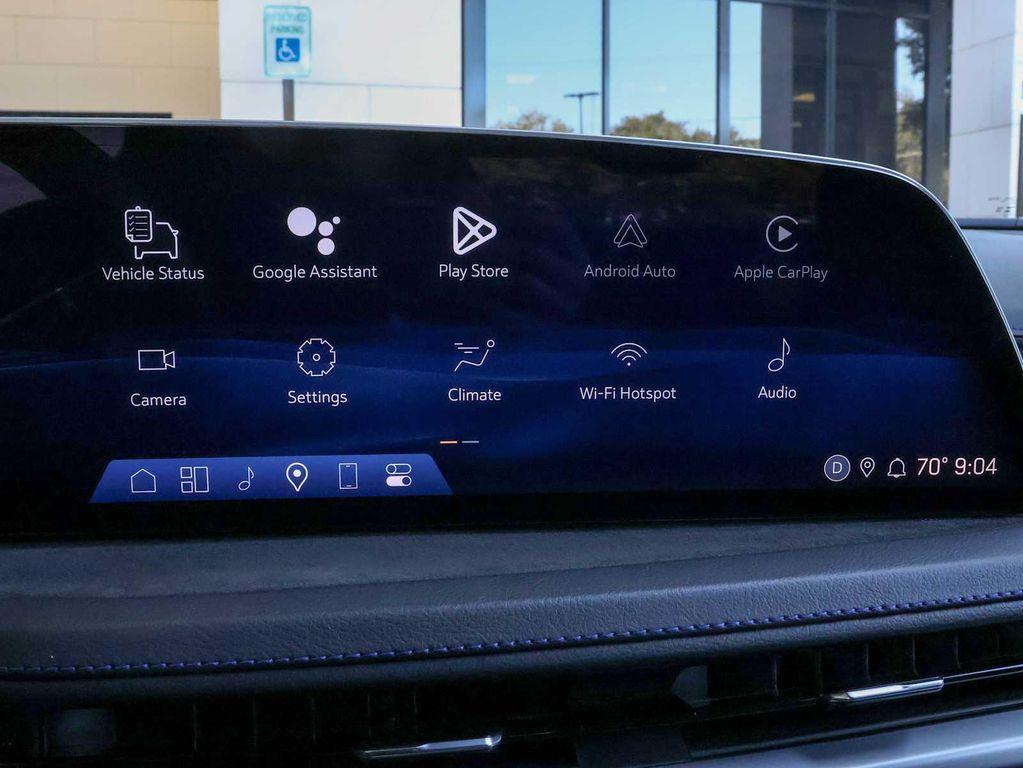 used 2024 Cadillac XT4 car, priced at $34,999