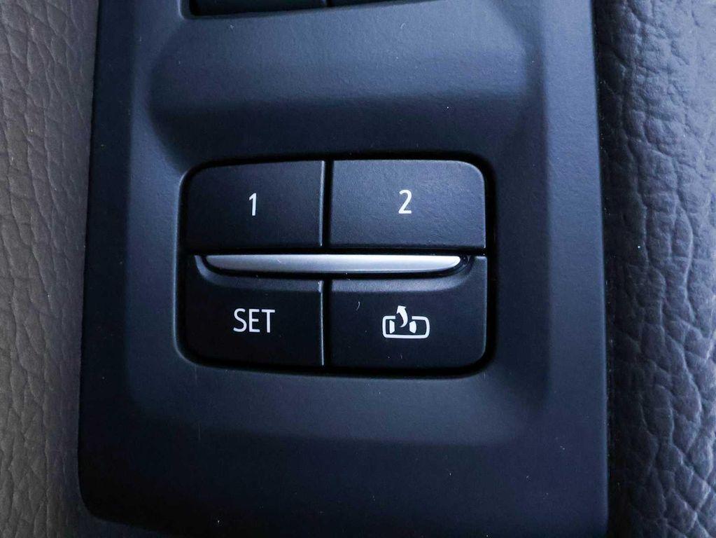 used 2021 GMC Yukon car, priced at $50,997