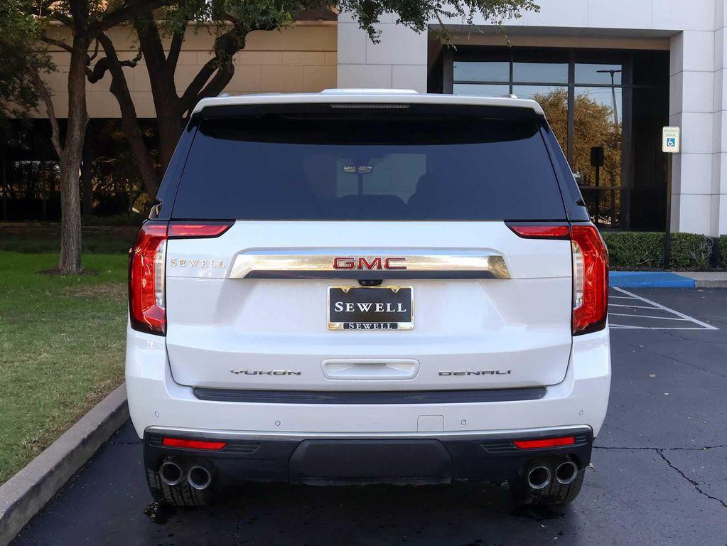 used 2021 GMC Yukon car, priced at $50,997