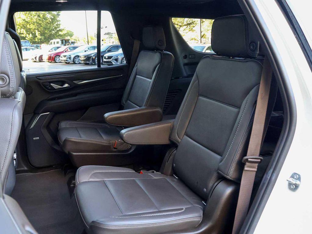 used 2021 GMC Yukon car, priced at $50,997