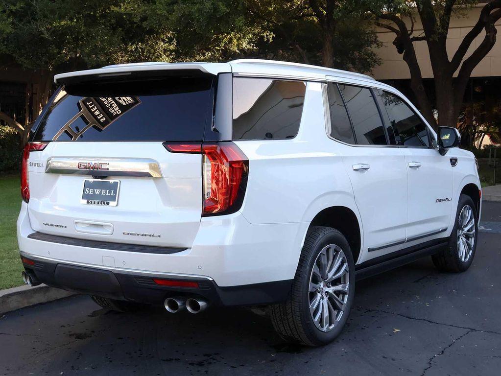 used 2021 GMC Yukon car, priced at $50,997