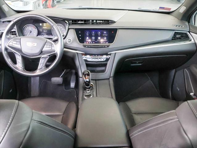 used 2022 Cadillac XT5 car, priced at $31,499