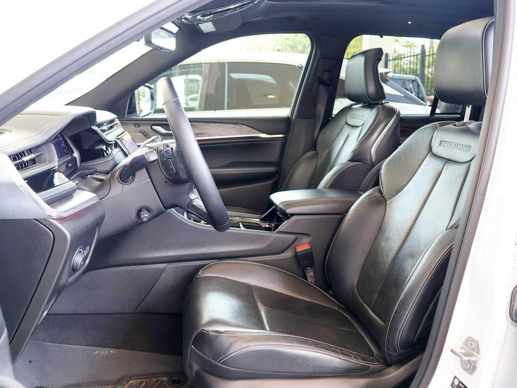 used 2022 Jeep Grand Cherokee car, priced at $26,998