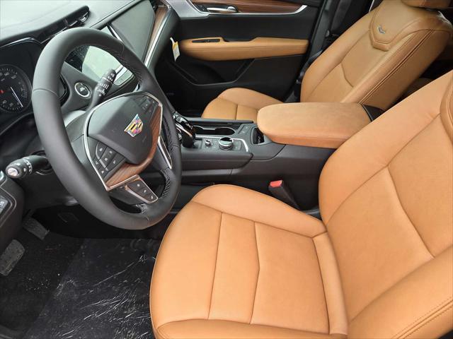 new 2025 Cadillac XT5 car, priced at $56,400