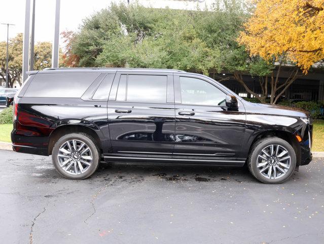 used 2022 Cadillac Escalade ESV car, priced at $83,889