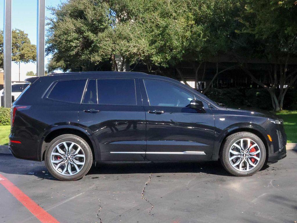 used 2024 Cadillac XT6 car, priced at $51,898