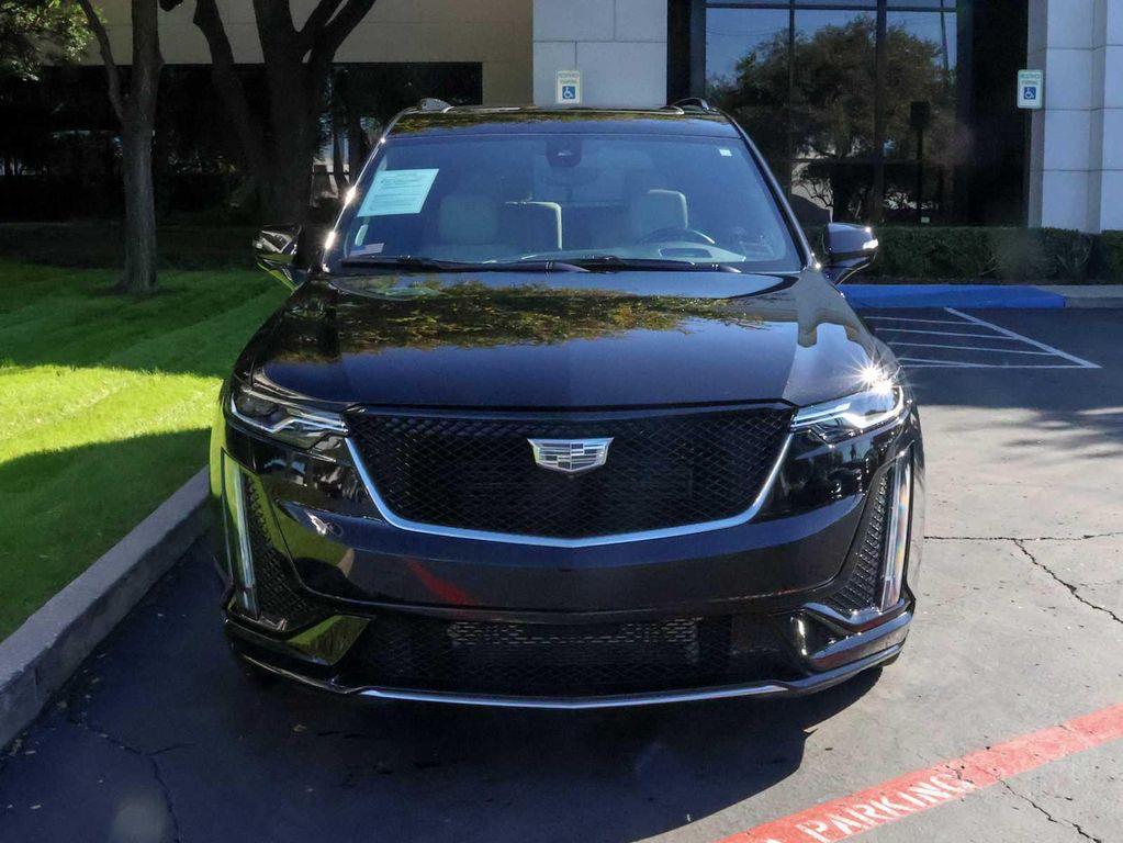 used 2024 Cadillac XT6 car, priced at $51,898