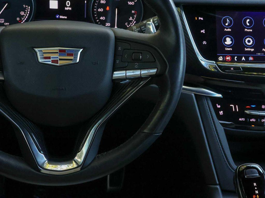 used 2024 Cadillac XT6 car, priced at $51,898