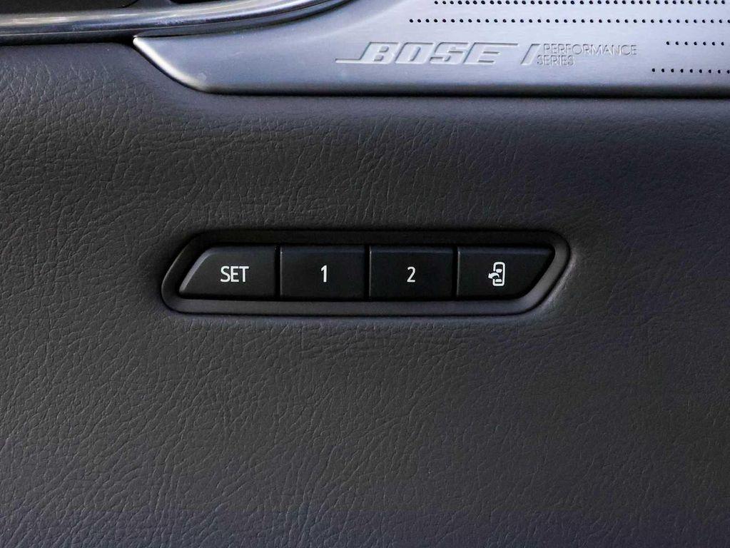 used 2024 Cadillac XT6 car, priced at $51,898