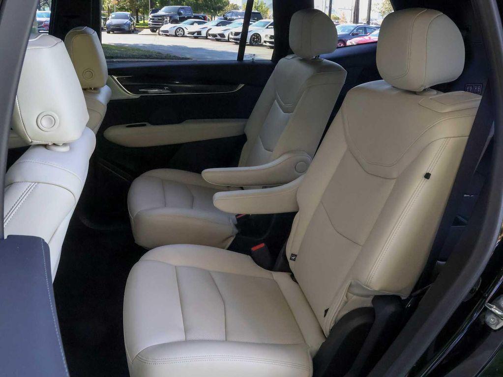 used 2024 Cadillac XT6 car, priced at $51,898