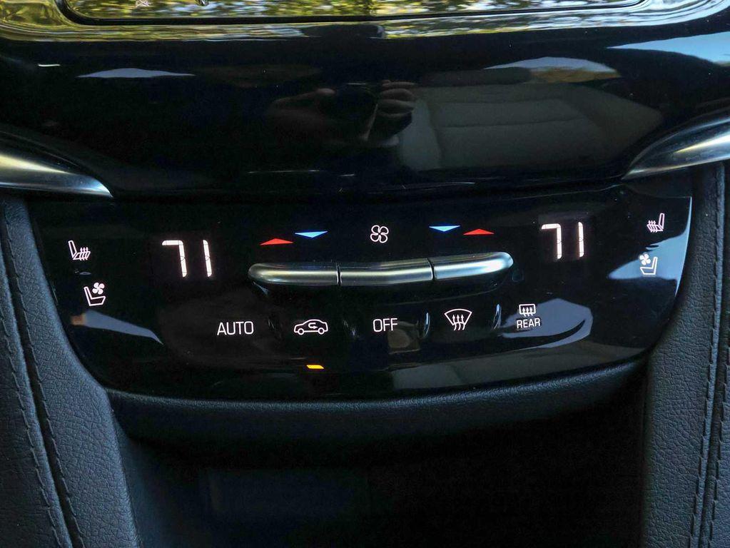 used 2024 Cadillac XT6 car, priced at $51,898