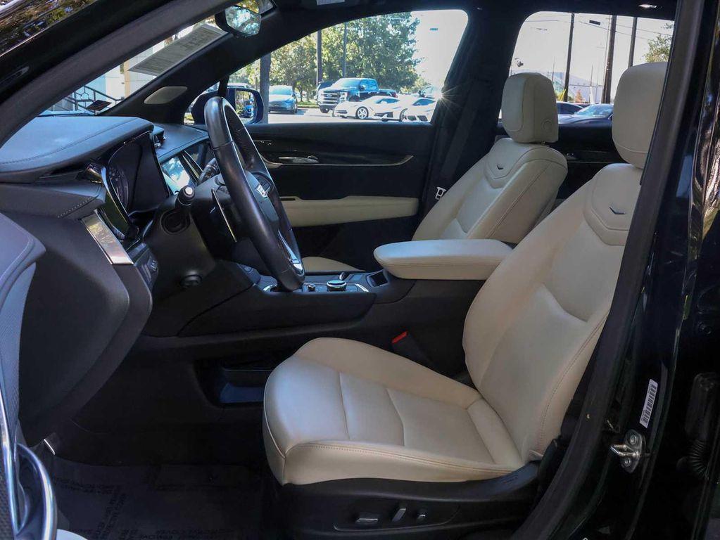 used 2024 Cadillac XT6 car, priced at $51,898