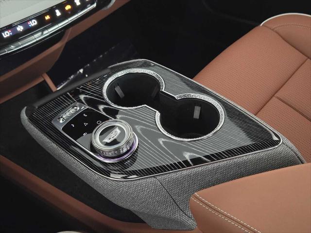 new 2025 Cadillac OPTIQ car, priced at $58,765