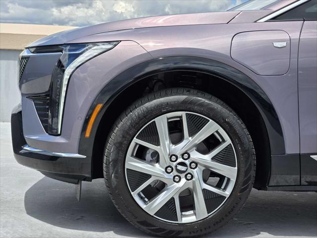 new 2025 Cadillac OPTIQ car, priced at $58,765