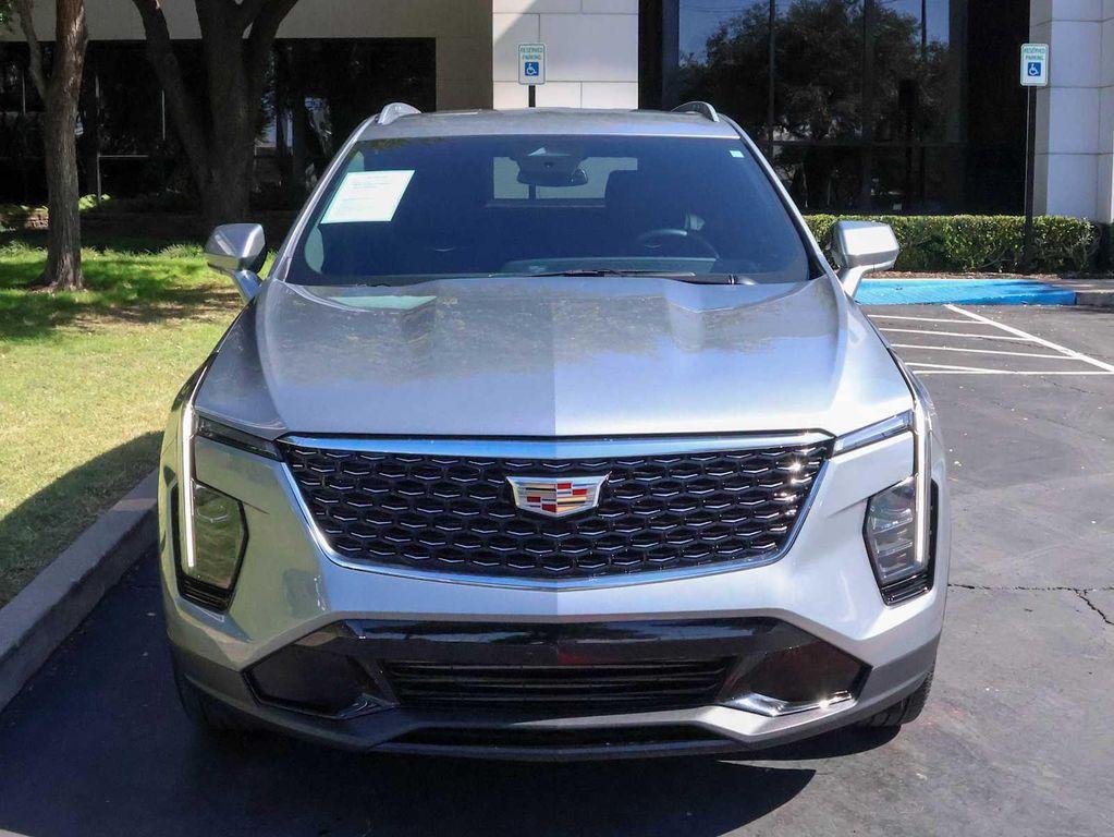 used 2024 Cadillac XT4 car, priced at $33,888