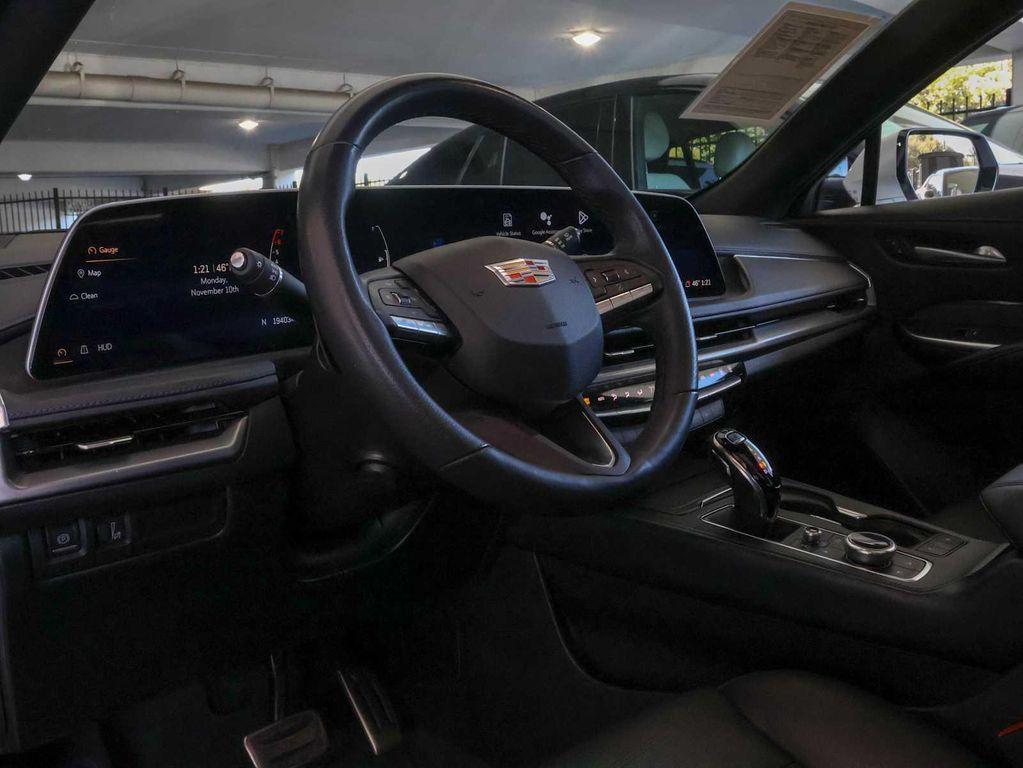 used 2024 Cadillac XT4 car, priced at $39,997