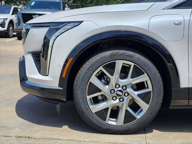 new 2025 Cadillac OPTIQ car, priced at $56,065