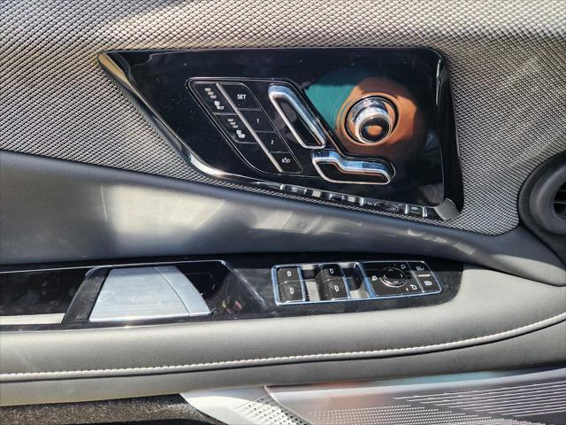new 2025 Cadillac OPTIQ car, priced at $56,065