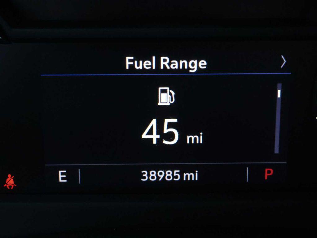 used 2023 Cadillac XT4 car, priced at $27,998