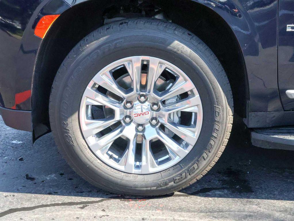 used 2021 GMC Yukon car, priced at $41,689