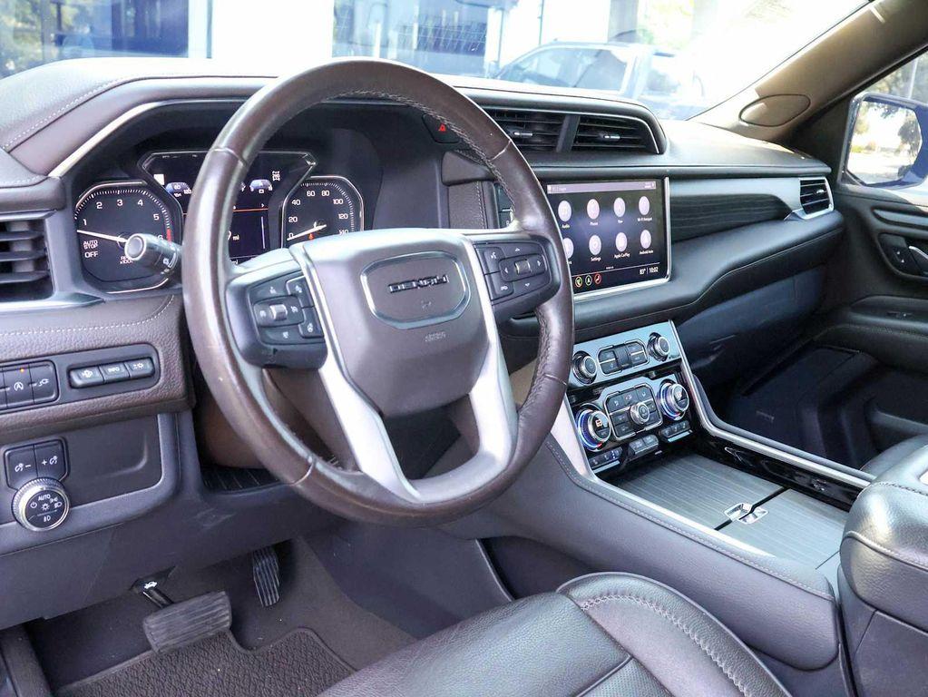 used 2021 GMC Yukon car, priced at $41,689
