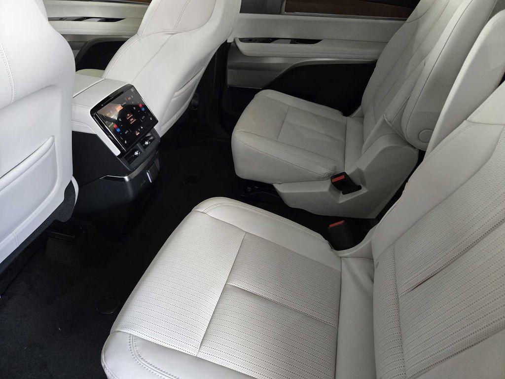 new 2026 Cadillac VISTIQ car, priced at $81,610