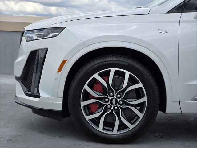 new 2025 Cadillac XT6 car, priced at $66,915