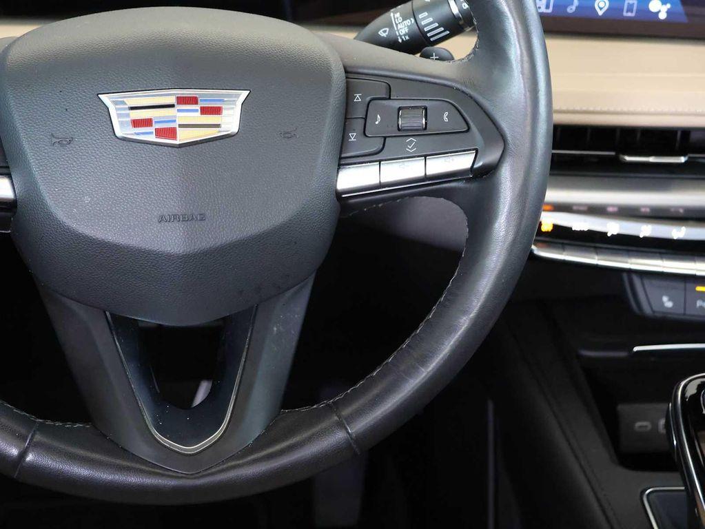 used 2024 Cadillac XT4 car, priced at $33,898