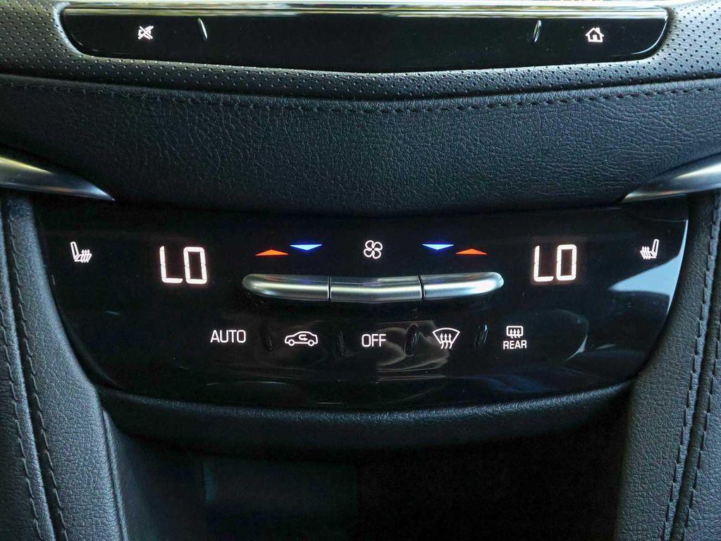used 2024 Cadillac XT5 car, priced at $36,497