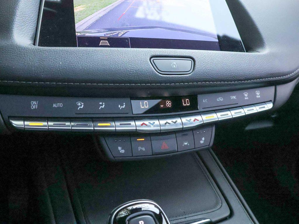 used 2023 Cadillac XT4 car, priced at $28,799