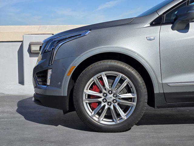 new 2025 Cadillac XT5 car, priced at $62,460