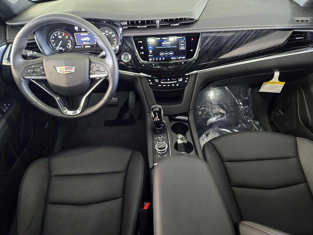 new 2025 Cadillac XT6 car, priced at $61,635