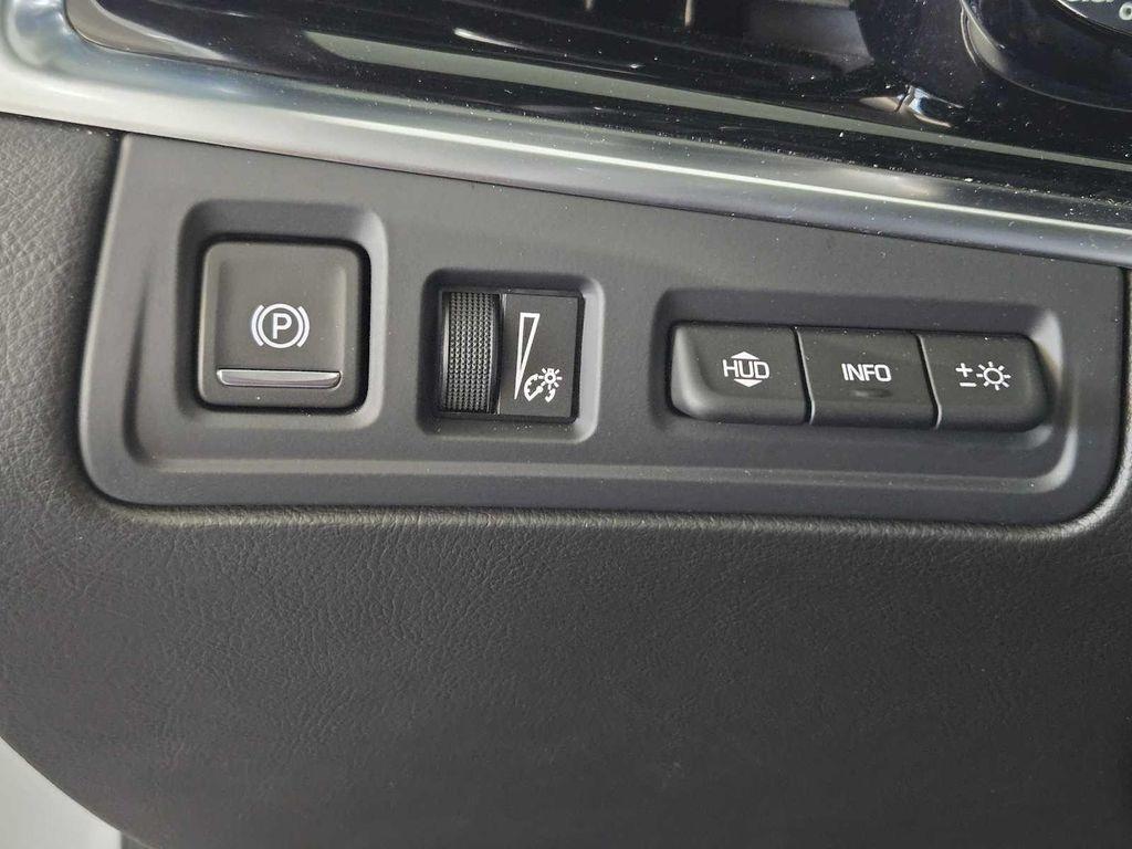 new 2025 Cadillac XT6 car, priced at $61,635