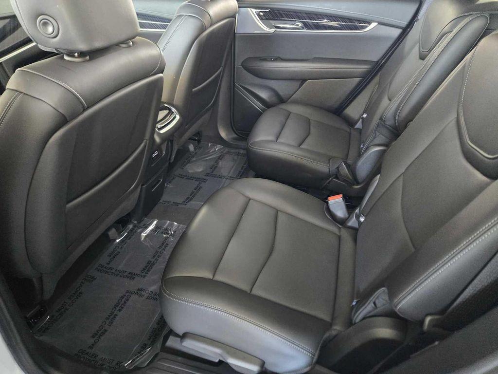 new 2025 Cadillac XT6 car, priced at $61,635