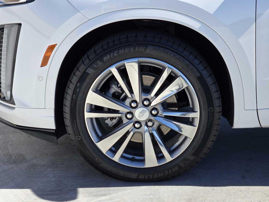 new 2025 Cadillac XT6 car, priced at $61,635
