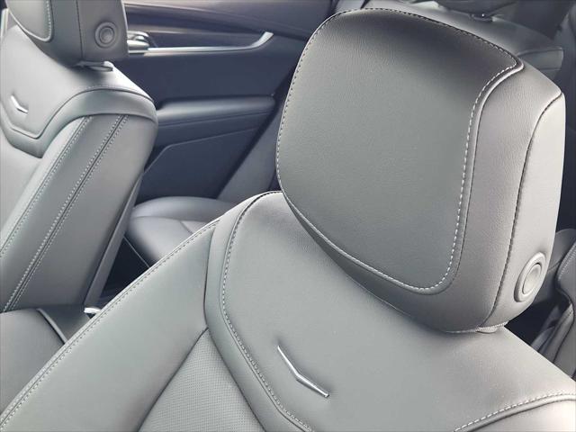 new 2025 Cadillac XT6 car, priced at $65,690