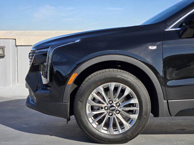 new 2025 Cadillac XT4 car, priced at $45,090